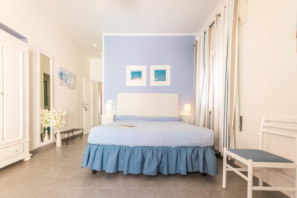 B&B Livia カスティリオーネ・デッラ・ペスカーイア エクステリア 写真