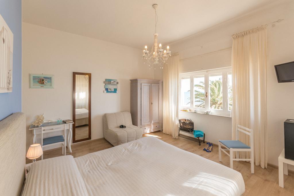 B&B Livia カスティリオーネ・デッラ・ペスカーイア エクステリア 写真